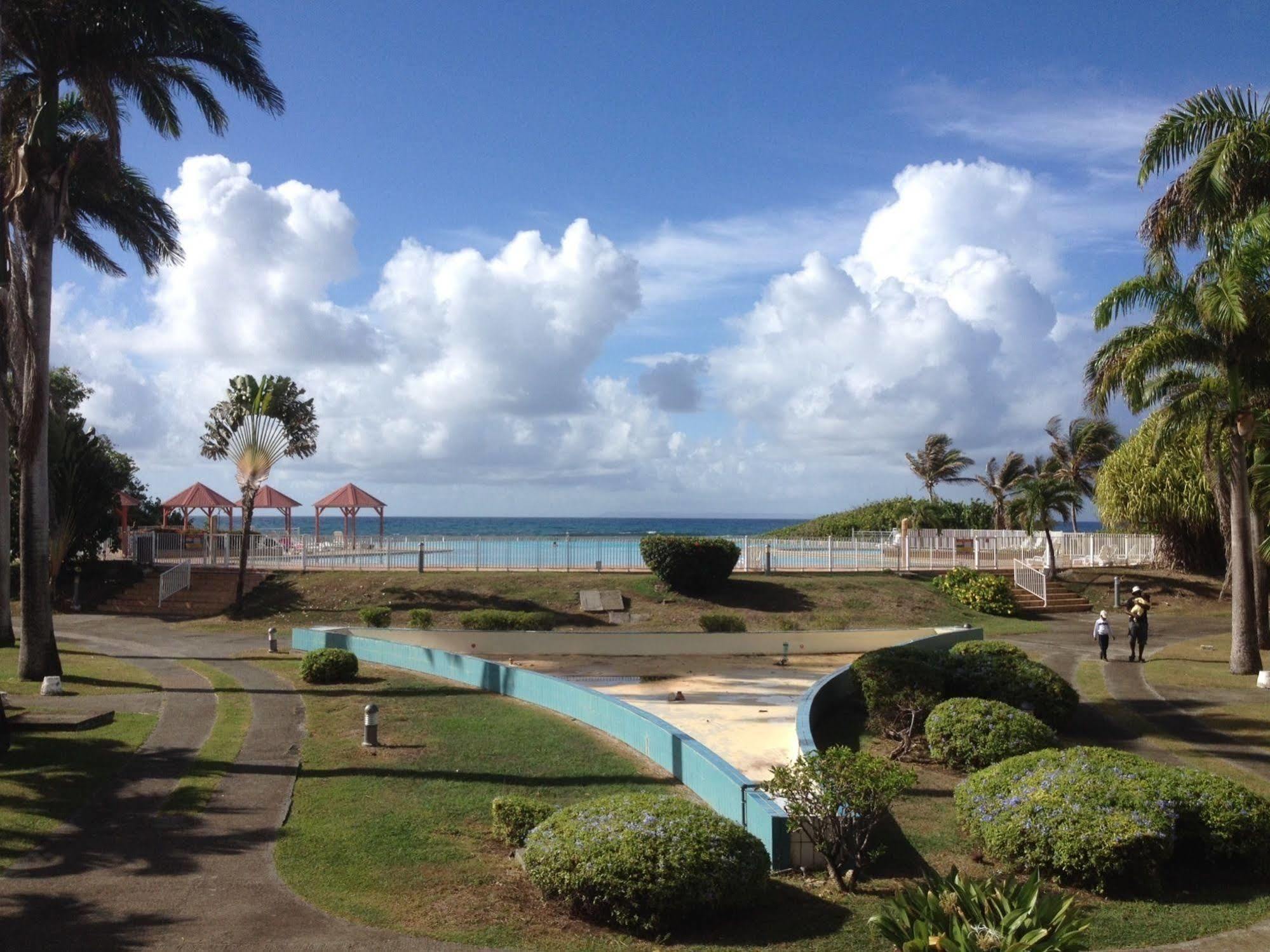 Ti.Maanga Vue Mer Pieds Dans L'Eau Saint-Francois (Grande-Terre) Exterior foto